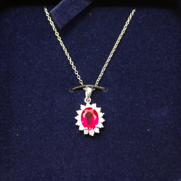 Scienza Crimson Passion Necklace (2 5/8 ctw)