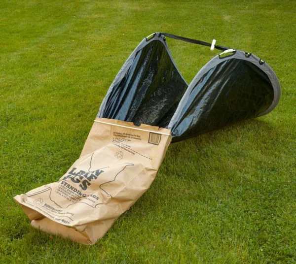 Foldable Leaf Collector and Bag for Garden Cleanup