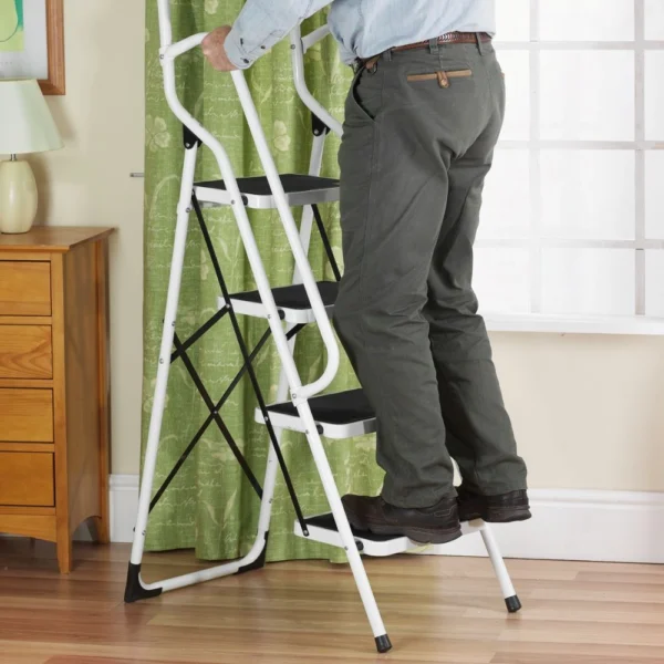 Safety Step Ladder